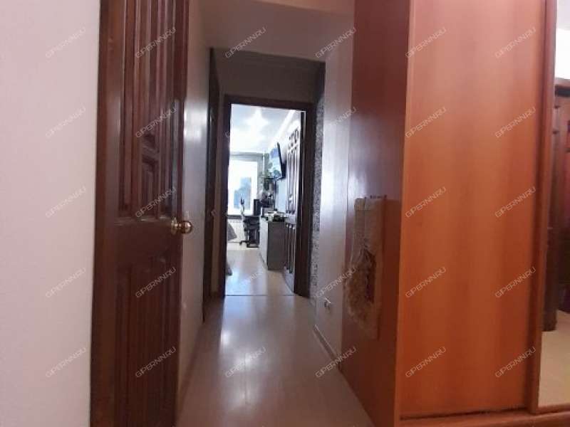 трёхкомнатная квартира на улице Максима Горького дом 152