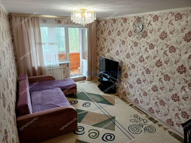 трёхкомнатная квартира на улице Карла Маркса дом 14