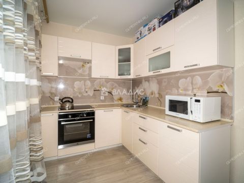 2-komnatnaya-ul-borisa-vidyaeva-d-14 фото