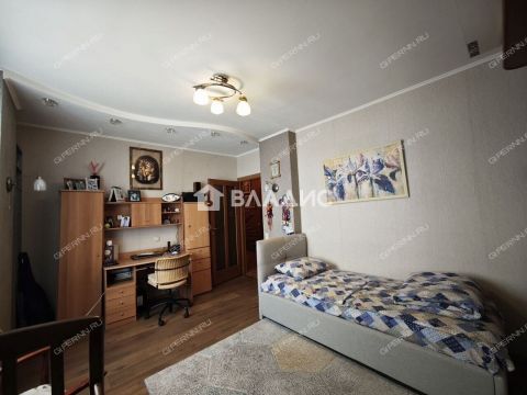 3-komnatnaya-b-r-mira-d-17a фото