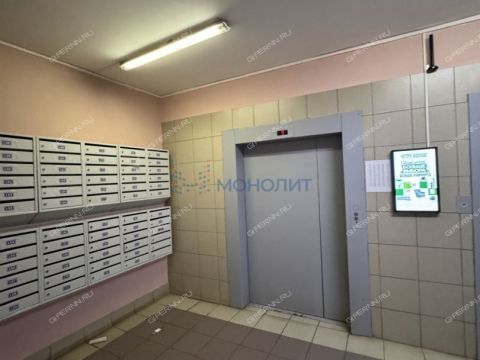 3-komnatnaya-ul-rodionova-d-27 фото