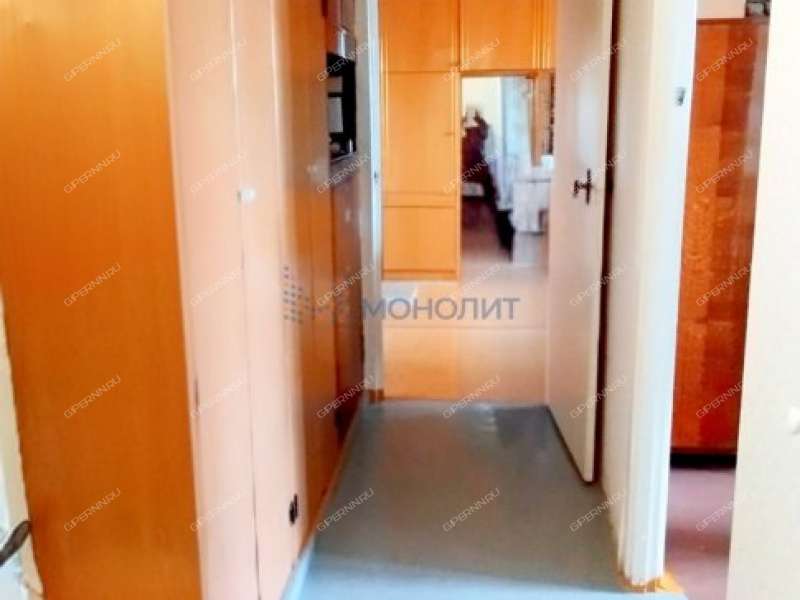 трёхкомнатная квартира на улице Дружаева дом 5