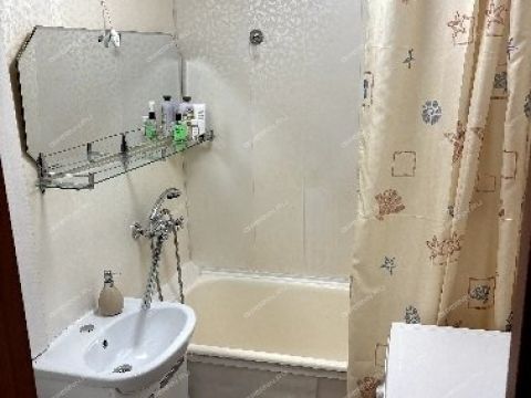 3-komnatnaya-ul-kosmonavta-komarova-d-16a фото