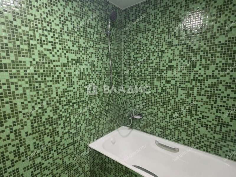 трёхкомнатная квартира на Белозерской улице дом 4