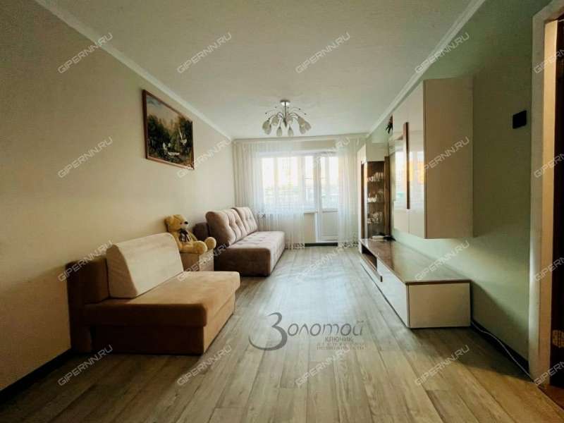 трёхкомнатная квартира на улице Челюскинцев дом 15