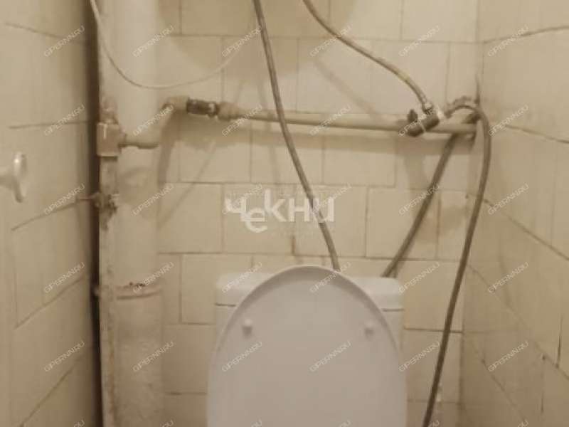 комната в доме 12а на улице Космонавта Комарова