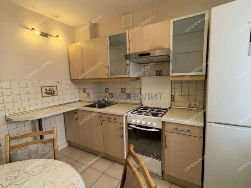 трёхкомнатная квартира на Республиканской улице дом 25