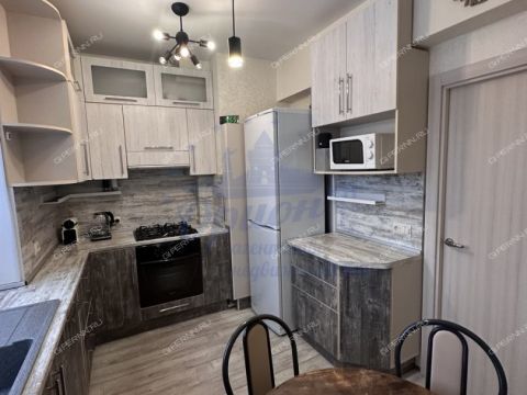 2-komnatnaya-ul-nevzorovyh-d-35 фото