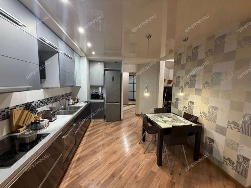 двухкомнатная квартира на улице Июльских Дней дом 19