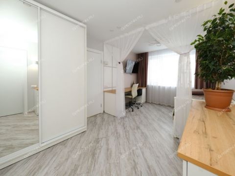 3-komnatnaya-prosp-busygina-d-9 фото