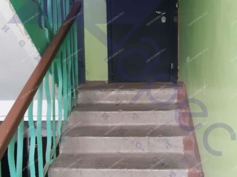 трёхкомнатная квартира на Ошарской улице дом 53