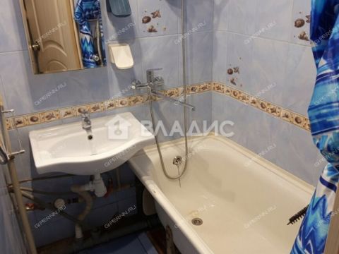 1-komnatnaya-ul-raduzhnaya-d-14 фото