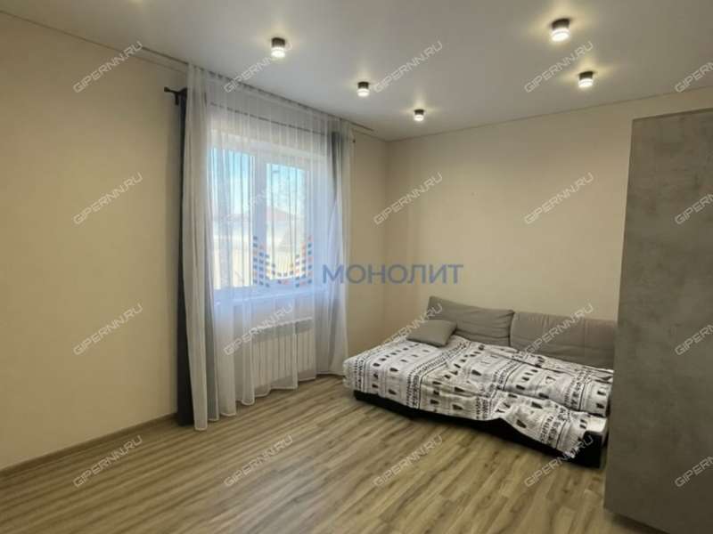 дом на Приозёрной улице деревня Крутая