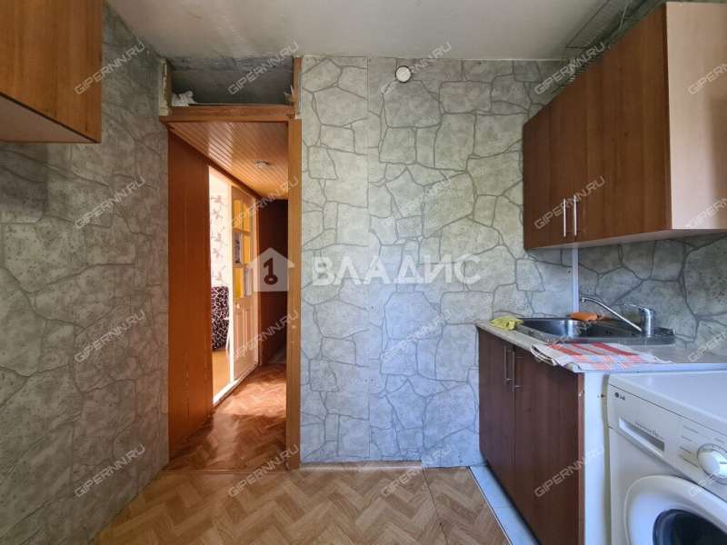 однокомнатная квартира на Завкомовской улице дом 6