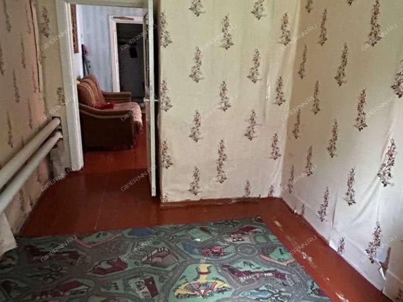 дом на Центральная село Асташиха