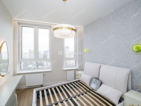 2-komnatnaya-ul-eniseyskaya-d-1a фото