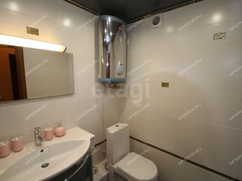 трёхкомнатная квартира на улице Верхнепечёрская дом 7 к2