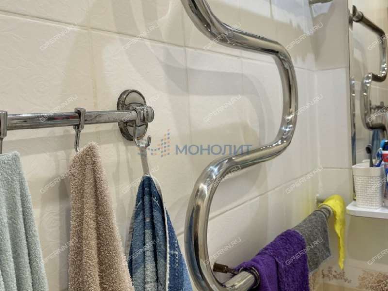 двухкомнатная квартира на бульваре 60-летия Октября дом 15