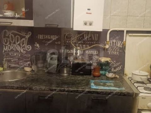 2-komnatnaya-ul-nevzorovyh-d-38-6 фото