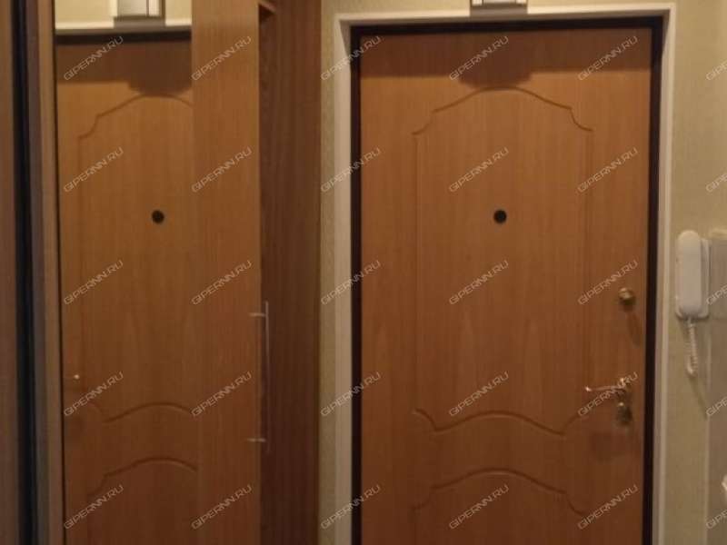 двухкомнатная квартира на улице Строкина дом 17б
