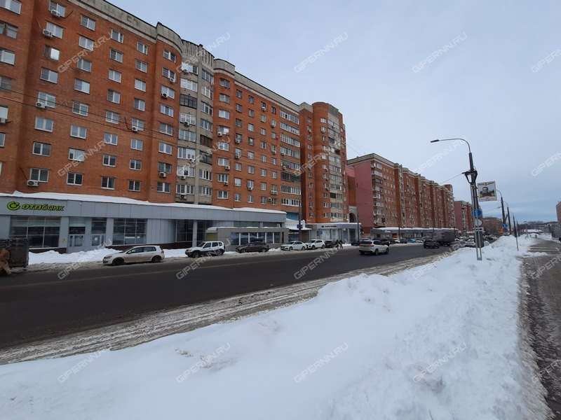 помещение под торговую площадь на Максима Горького ул., д.140