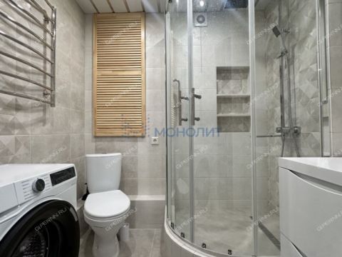 3-komnatnaya-ul-perehodnikova-d-31 фото