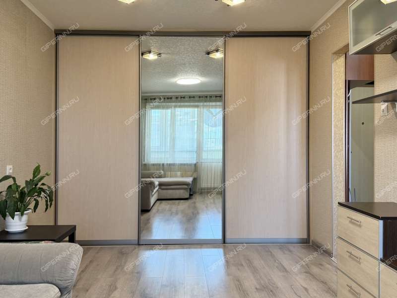 однокомнатная квартира на улице Маршала Казакова дом 8