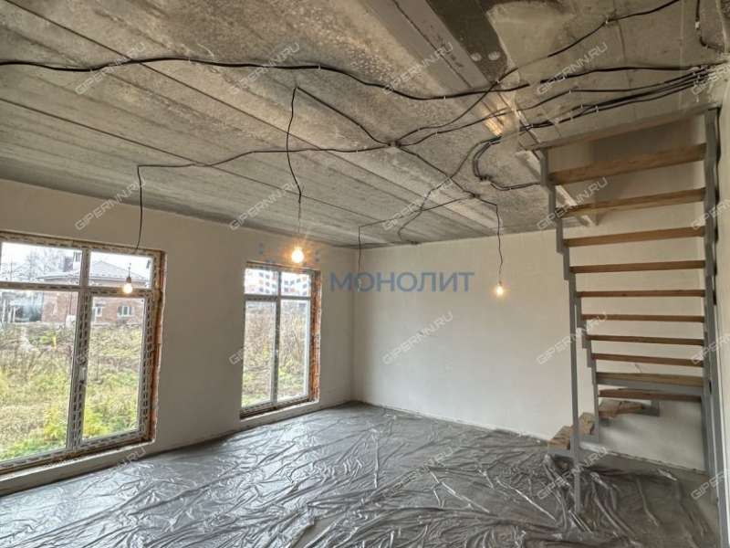 коттедж на улице Новая деревня Ройка