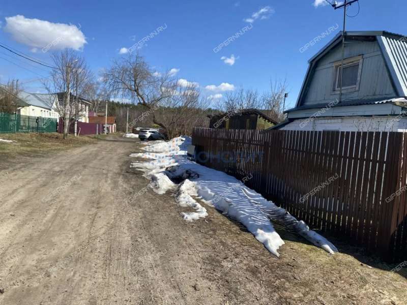 дом на Пролетарская посёлок Красная Горка