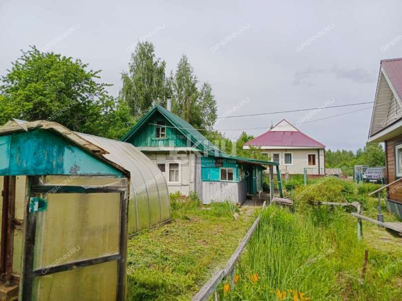 дом на Центральной улице деревня Сухаренки