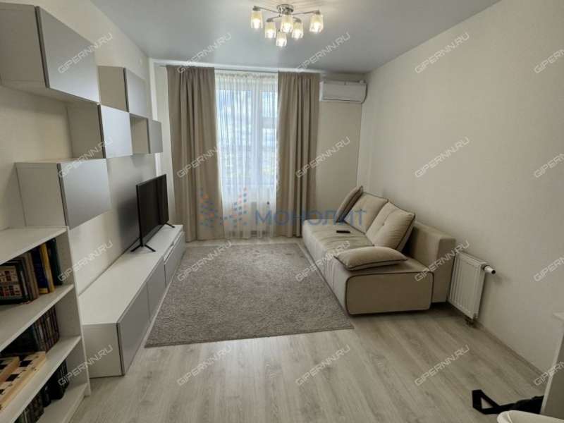 трёхкомнатная квартира на улице Коммуны дом 35