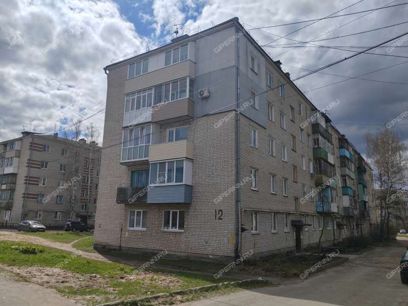 двухкомнатная квартира на Победы ул. дом 12 рабочий посёлок Октябрьский
