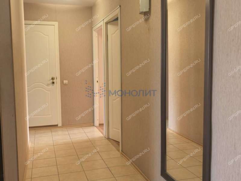 трёхкомнатная квартира на Республиканской улице дом 25