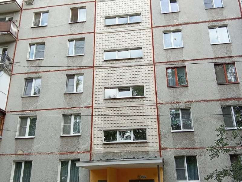 двухкомнатная квартира на улице Верхнепечёрская дом 1