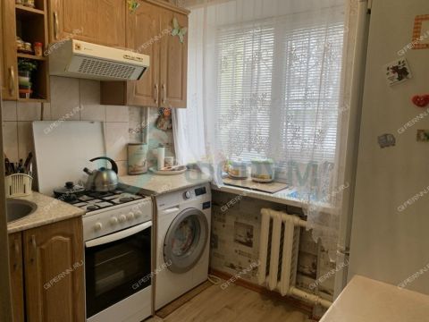 2-komnatnaya-prosp-gagarina-d-21-k10 фото