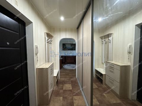3-komnatnaya-ul-germana-lopatina-d-14 фото