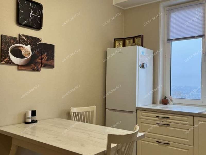 трёхкомнатная квартира на Дальней улице дом 8