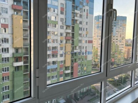 1-komnatnaya-nab-volzhskaya-d-16 фото