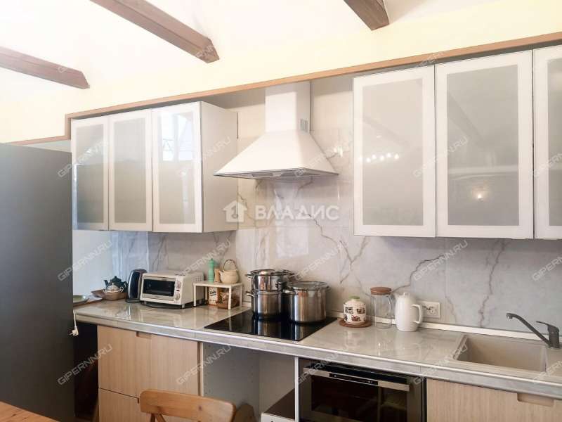 трёхкомнатная квартира на Алексеевской улице дом 20Б