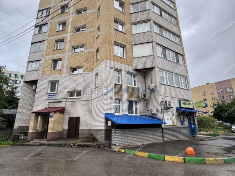 трёхкомнатная квартира на Керченской улице дом 28