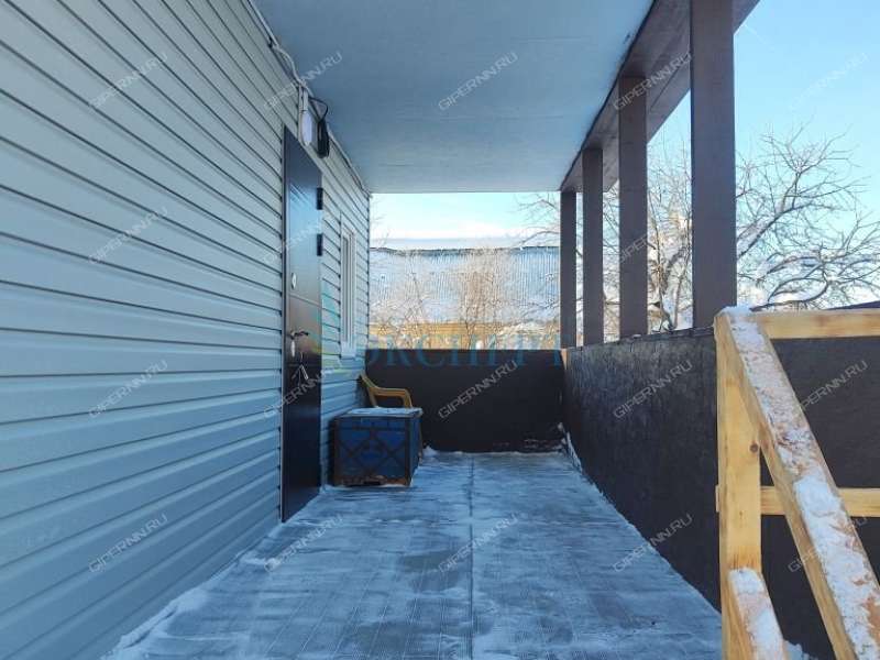 дом на  посёлок Ждановский