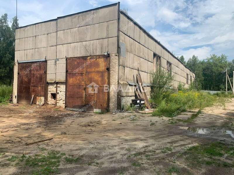 помещение под производственную площадь на улице Чернышевского город Семёнов