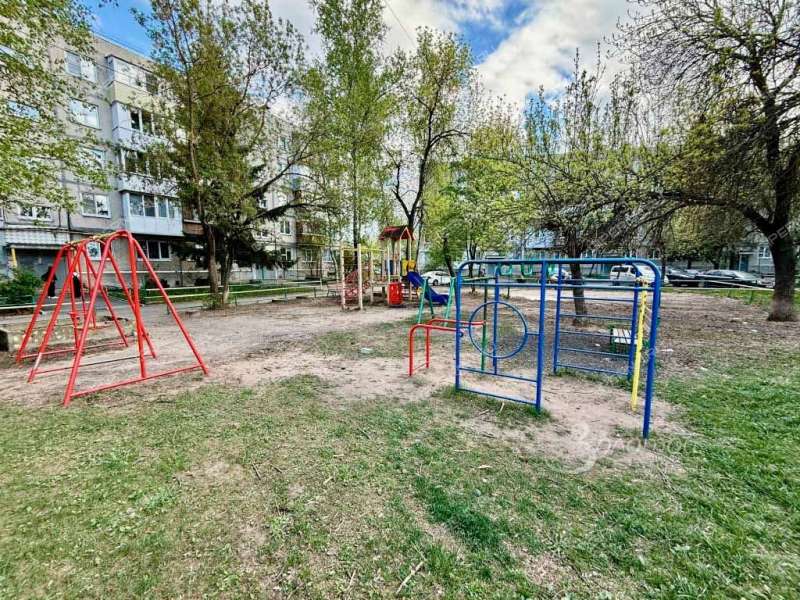 двухкомнатная квартира на улице Героев Космоса дом 12