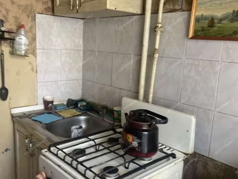двухкомнатная квартира в 6-м микрорайоне дом 15в