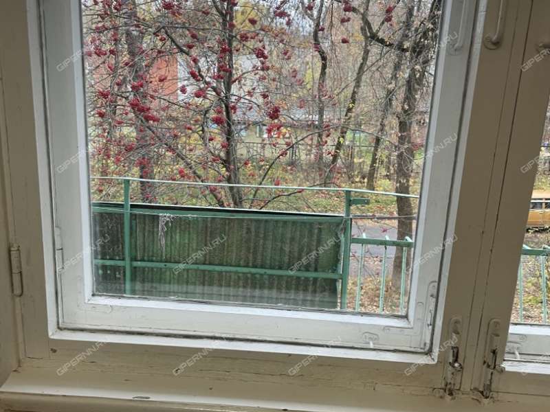 двухкомнатная квартира на бульваре 60-летия Октября дом 9