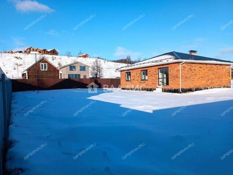 дом на улице Речная деревня Карабатово