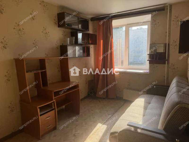 комната в доме 42 на улице Бурденко