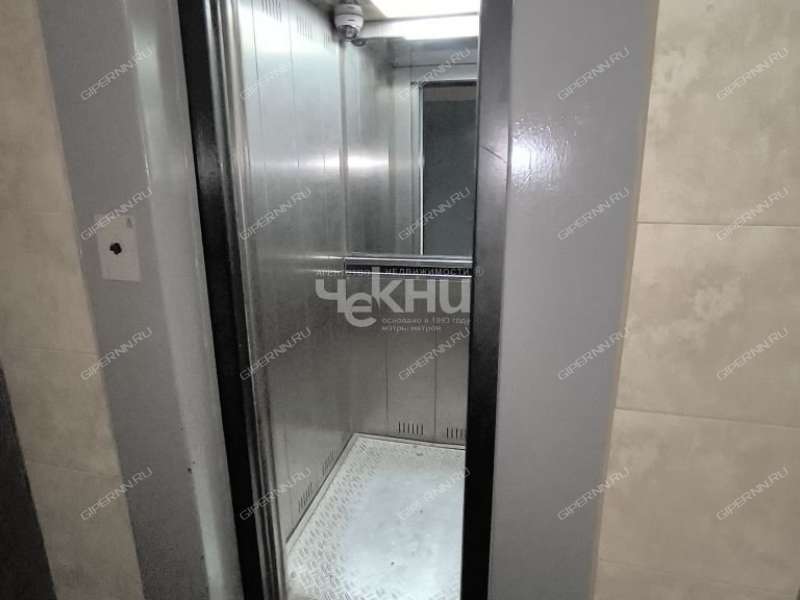 четырёхкомнатная квартира на улице Белинского дом 62