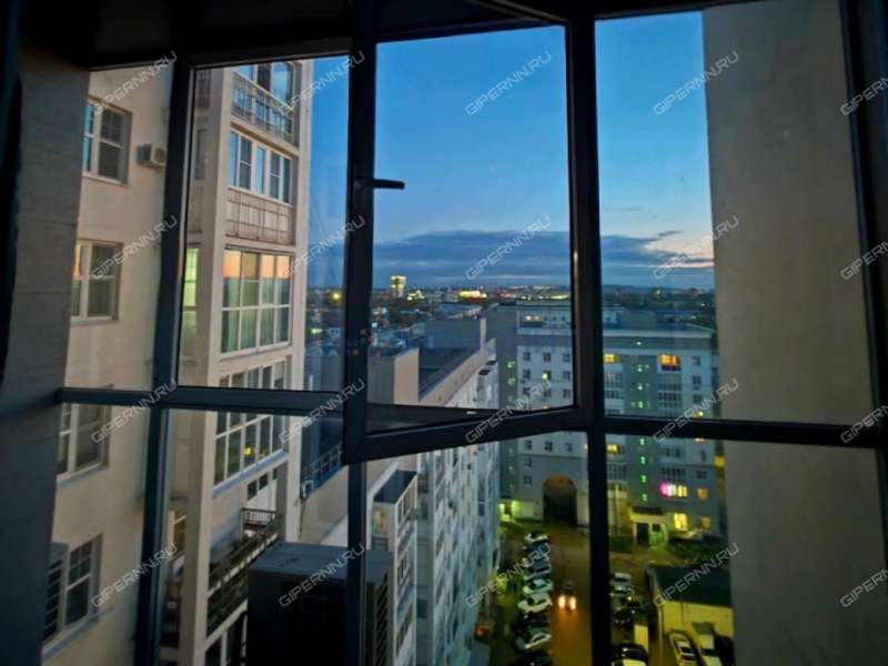 трёхкомнатная квартира на проспекте Октября дом 25