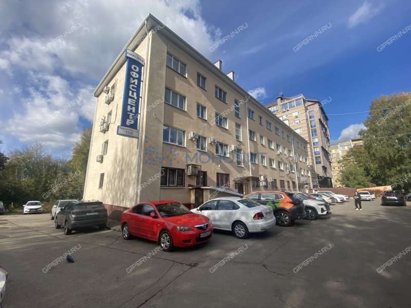 здание под недвижимость под медицинские учреждения, недвижимость под образовательные учреждения на Красносельской улице